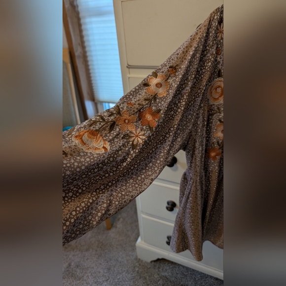 Savanna Jane Embroidered Blouse Size 1X - Picture 5 of 7